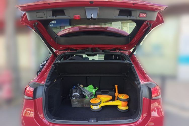 Used Mercedes-Benz GLA 2020 GLA 180 Trunk