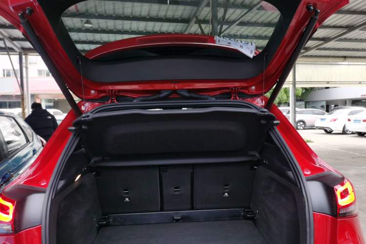 Used Mercedes-Benz GLA 2020 GLA 200 Trunk