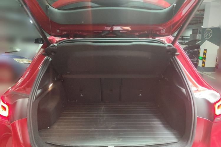 Used Mercedes-Benz GLA 2020 GLA 200 Trunk