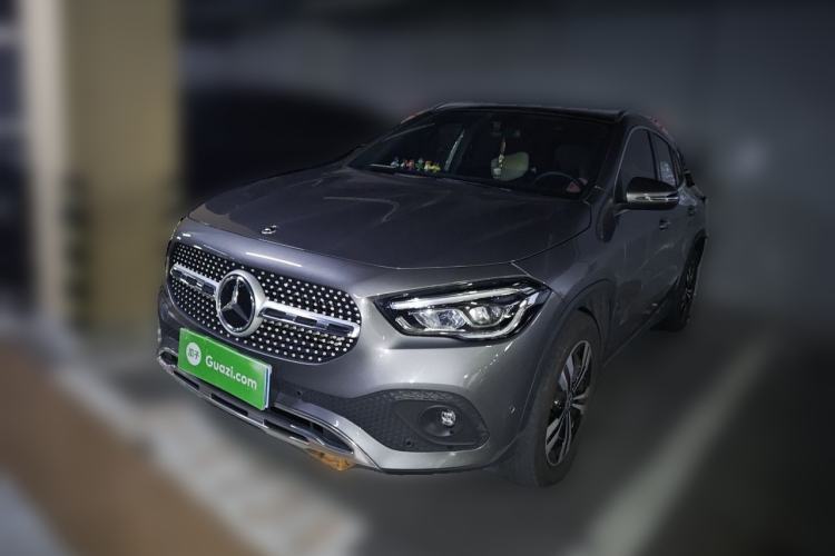 Used Mercedes-Benz GLA 2020 GLA 200 Guazi used car, China used car export, Used car for sale, Used Mercedes-Benz cars, Cheapest cars for sale