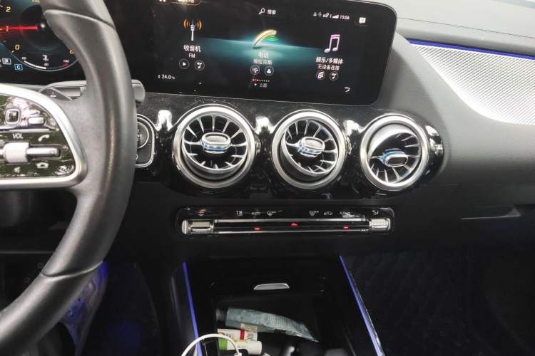 Used Mercedes-Benz GLA 2020 GLA 180 Audio And AC Panel