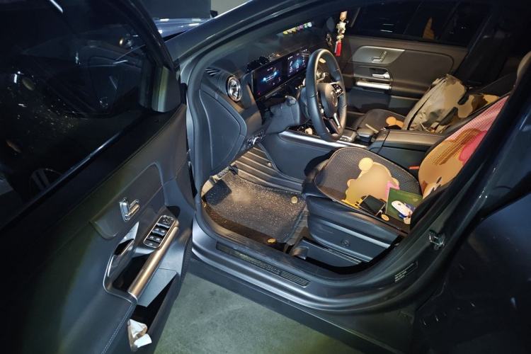 Used Mercedes-Benz GLA 2020 GLA 200 Driver Seat