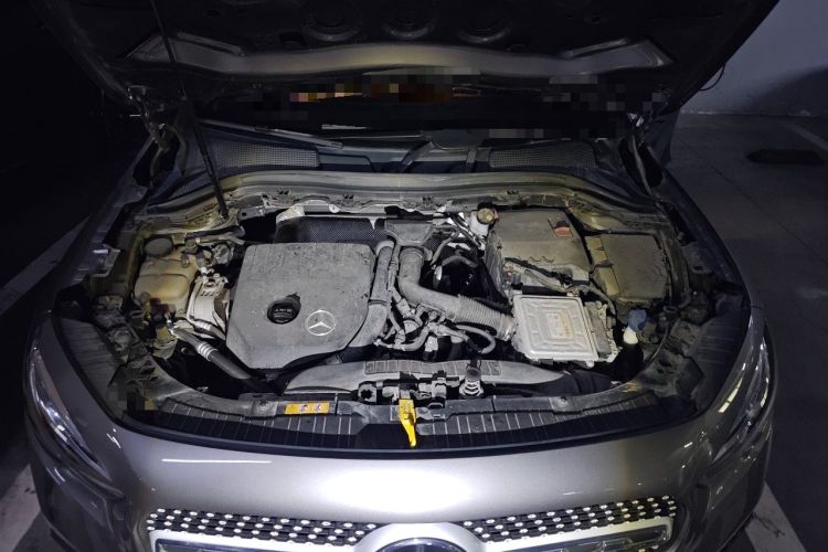 Used Mercedes-Benz GLA 2020 GLA 200 Engine Bay