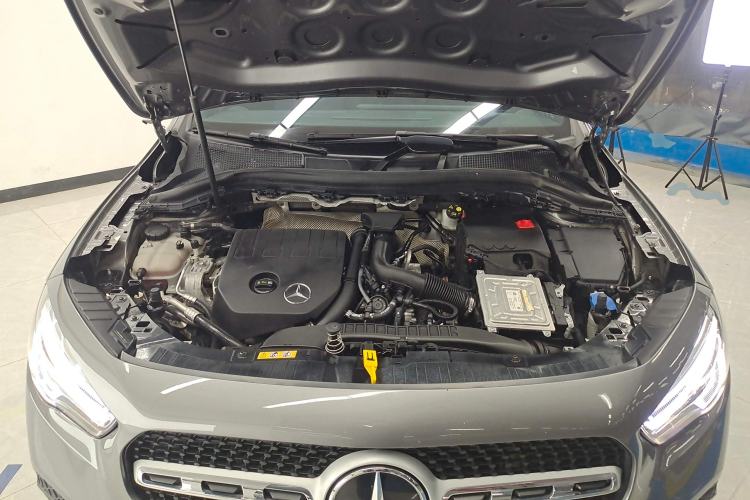 Used Mercedes-Benz GLA 2020 GLA 200 Engine Bay
