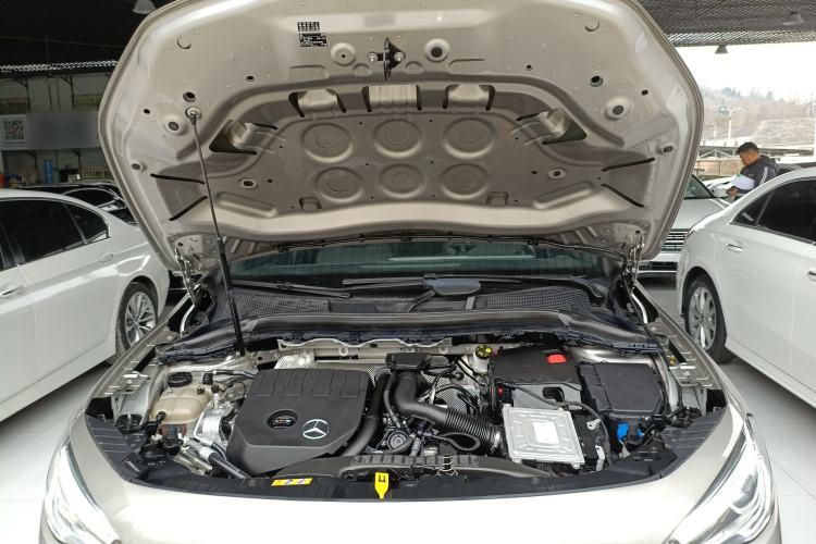 Used Mercedes-Benz GLA 2020 GLA 200 Engine Bay