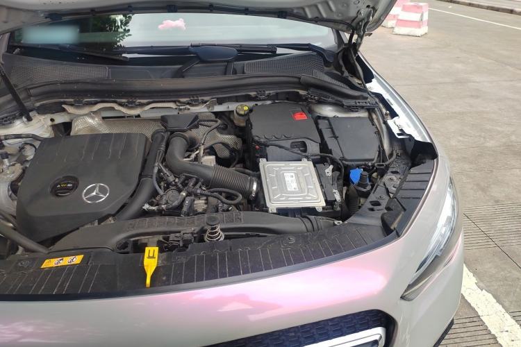Used Mercedes-Benz GLA 2020 GLA 200 Engine Bay Left
