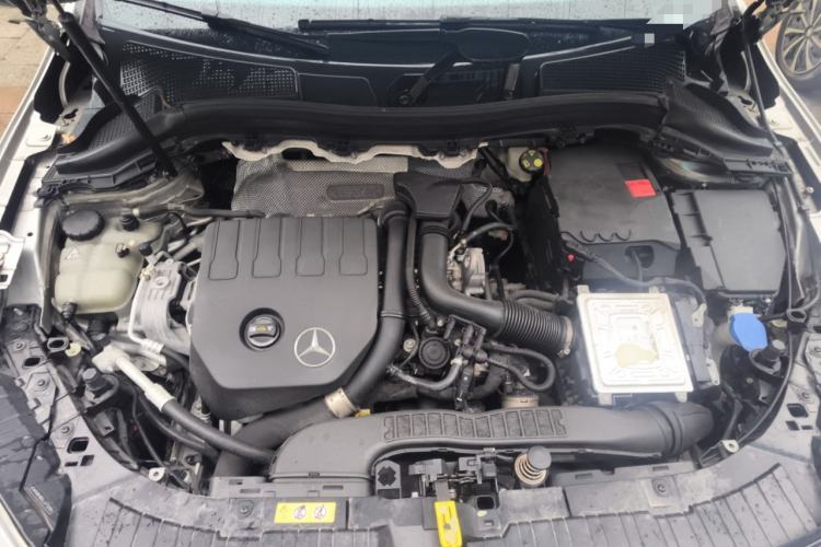 Used Mercedes-Benz GLA 2020 GLA 200 Engine Bay