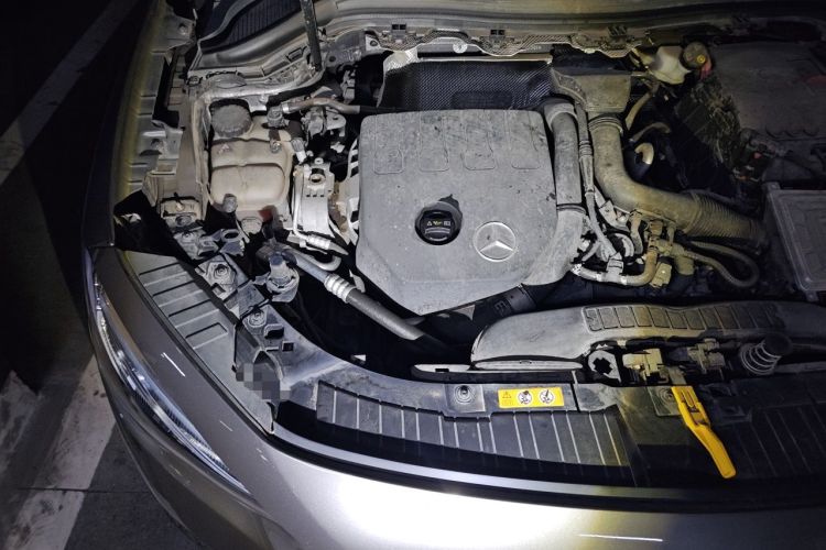 Used Mercedes-Benz GLA 2020 GLA 200 Engine Bay Right