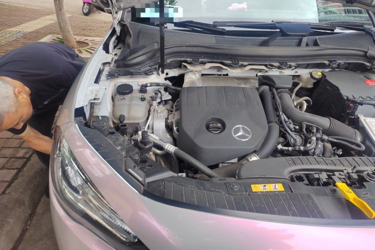 Used Mercedes-Benz GLA 2020 GLA 200 Engine Bay Right