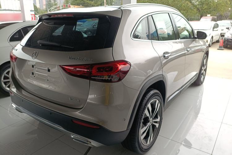 Used Mercedes-Benz GLA 2020 GLA 200 Exterior 5