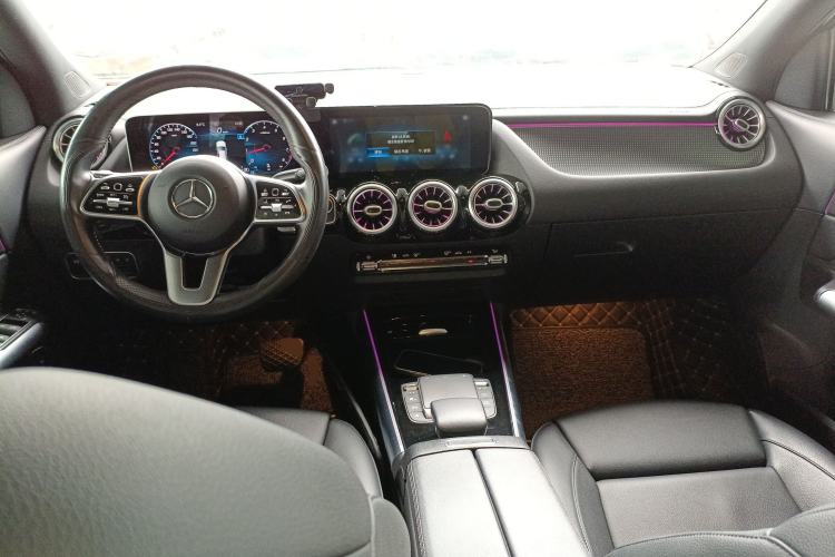Used Mercedes-Benz GLA 2020 GLA 200 Interior 2