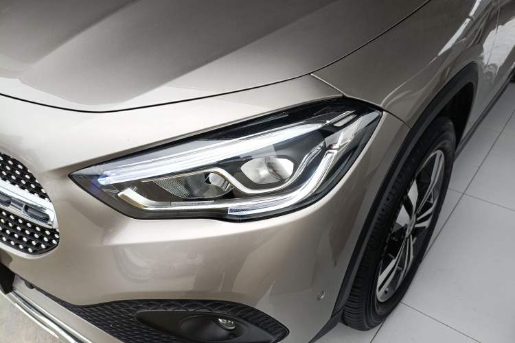 Used Mercedes-Benz GLA 2020 GLA 200 Left Front Headlight
