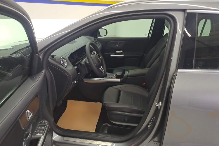 Used Mercedes-Benz GLA 2020 GLA 200 Left Front Seat