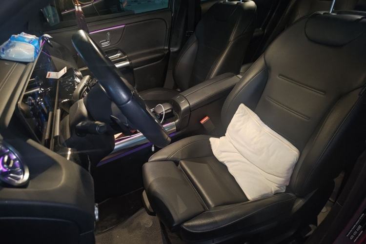 Used Mercedes-Benz GLA 2020 GLA 200 Left Front Seat