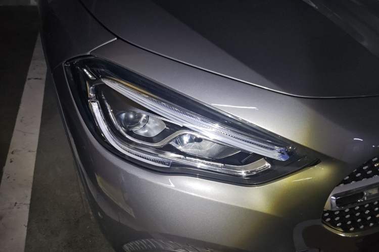 Used Mercedes-Benz GLA 2020 GLA 200 Right Front Headlight
