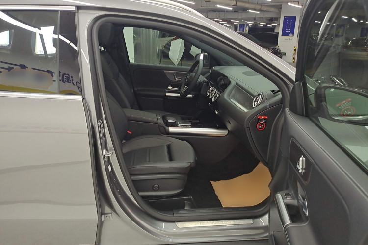 Used Mercedes-Benz GLA 2020 GLA 200 Right Front Seat