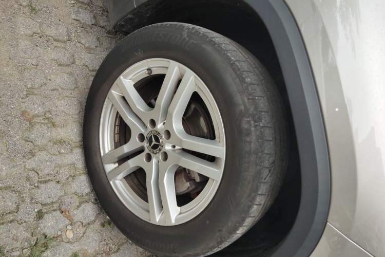 Used Mercedes-Benz GLA 2020 GLA 180 Right Front Wheel Hub