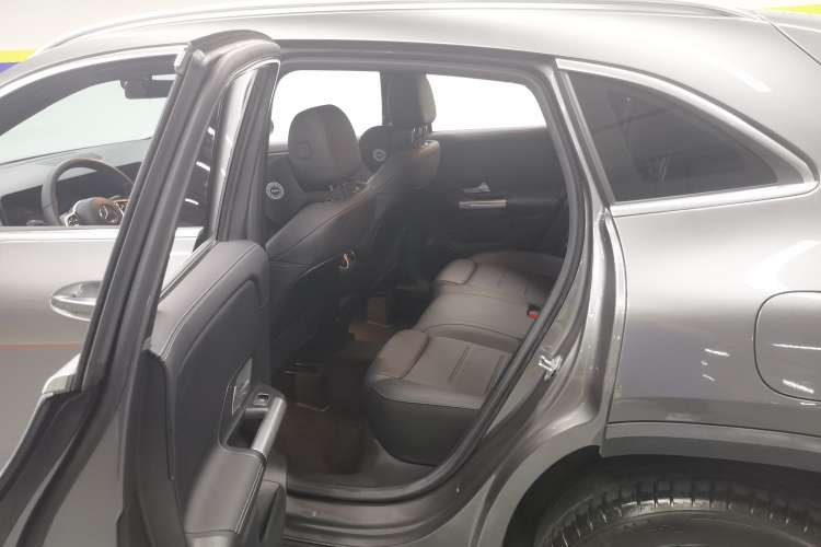 Used Mercedes-Benz GLA 2020 GLA 200 Right Rear Seat