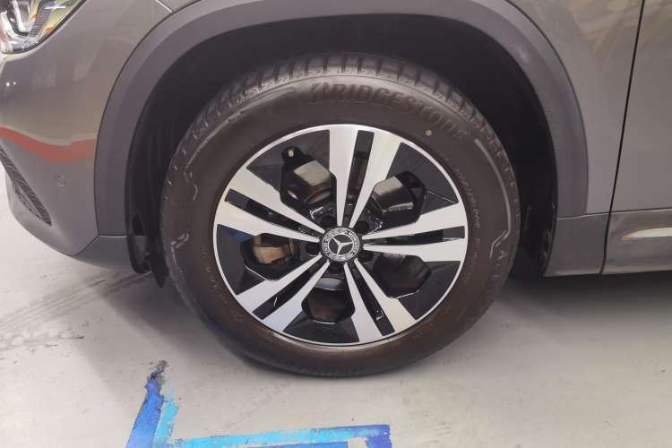 Used Mercedes-Benz GLA 2020 GLA 200 Right Rear Wheel Hub