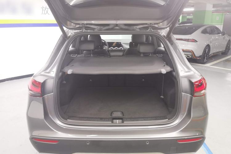 Used Mercedes-Benz GLA 2020 GLA 200 Trunk
