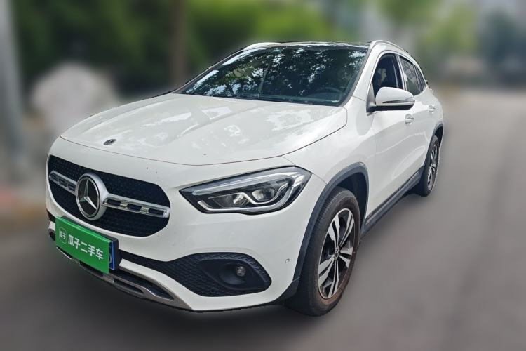 Used Mercedes-Benz GLA 2020 GLA 200 Guazi used car, China used car export, Used car for sale, Used Mercedes-Benz cars, Cheapest cars for sale