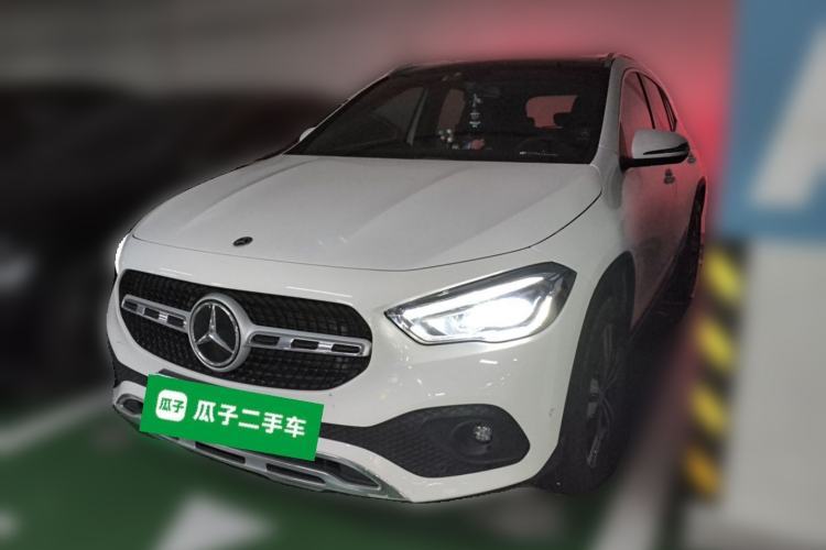 Ojetý Mercedes-Benz GLA 2020 GLA 200 Guazi used car, China used car export, Used car for sale, Used cars, Cheapest cars for sale