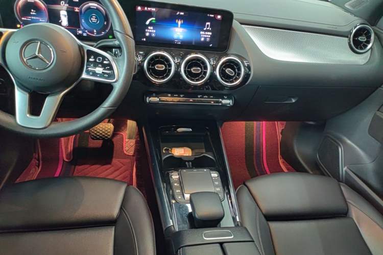 Used Mercedes-Benz GLA 2020 GLA 180 Audio And AC Panel