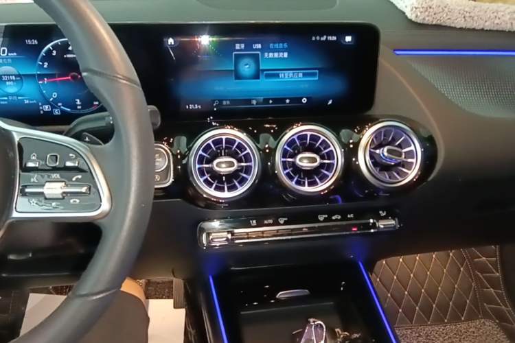 Used Mercedes-Benz GLA 2020 GLA 200 Audio And AC Panel