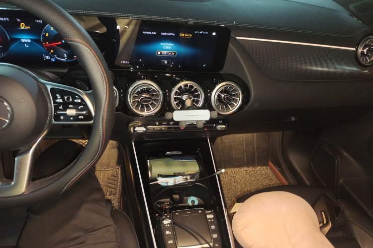 Used Mercedes-Benz GLA 2020 GLA 200 Audio And AC Panel
