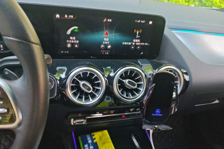 Used Mercedes-Benz GLA 2020 GLA 200 Audio And AC Panel