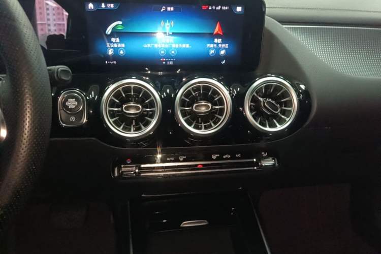 Used Mercedes-Benz GLA 2020 GLA 200 Audio And AC Panel