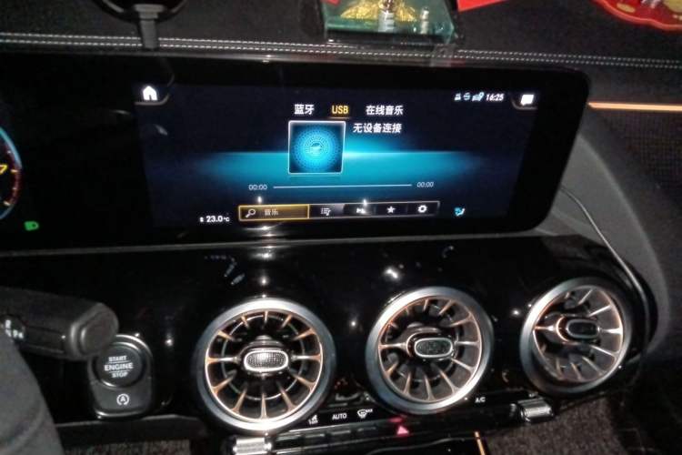 Used Mercedes-Benz GLA 2020 GLA 200 Audio And AC Panel