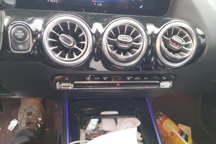Used Mercedes-Benz GLA 2020 GLA 200 Audio And AC Panel