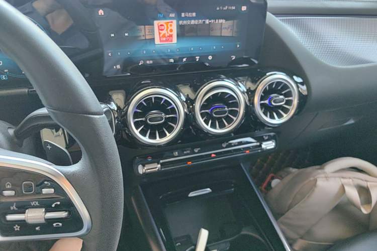 Used Mercedes-Benz GLA 2020 GLA 200 Audio And AC Panel