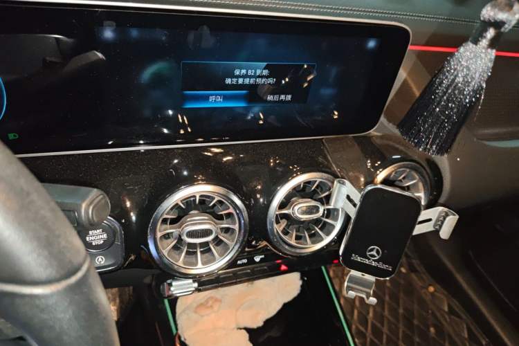 Used Mercedes-Benz GLA 2020 GLA 200 Audio And AC Panel