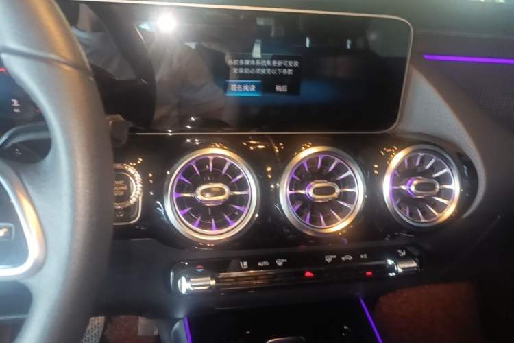 Used Mercedes-Benz GLA 2020 GLA 200 Audio And AC Panel