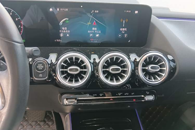 Used Mercedes-Benz GLA 2020 GLA 200 4MATIC Audio And AC Panel