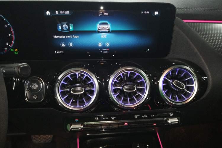 Used Mercedes-Benz GLA 2020 GLA 200 Audio And AC Panel