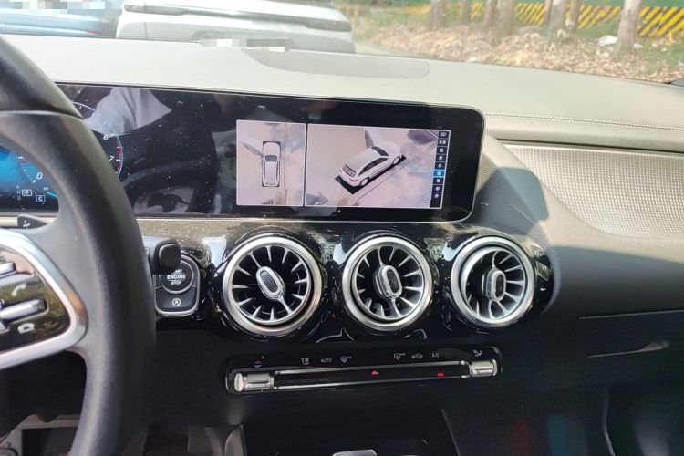 Used Mercedes-Benz GLA 2020 GLA 200 Audio And AC Panel