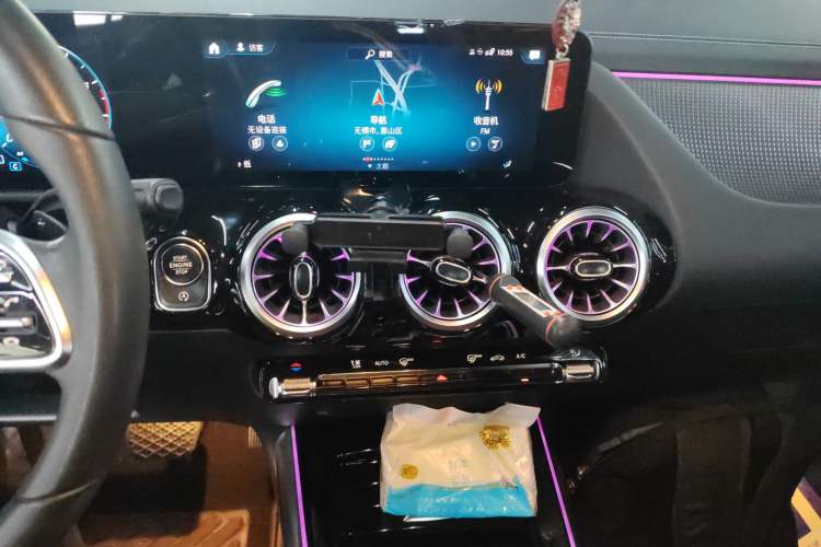 Used Mercedes-Benz GLA 2020 GLA 200 Audio And AC Panel