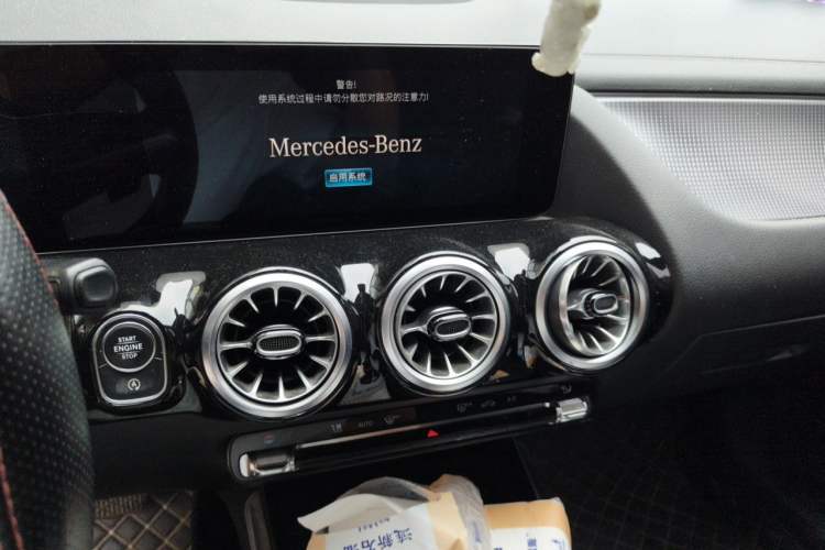 Used Mercedes-Benz GLA 2020 GLA 200 Audio And AC Panel