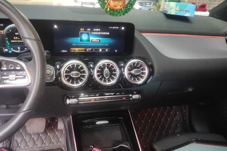 Used Mercedes-Benz GLA 2020 GLA 180 Audio And AC Panel