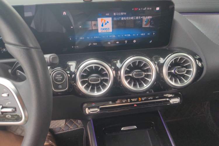Used Mercedes-Benz GLA 2020 GLA 200 Audio And AC Panel