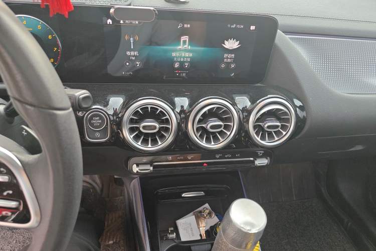 Used Mercedes-Benz GLA 2020 GLA 200 Audio And AC Panel