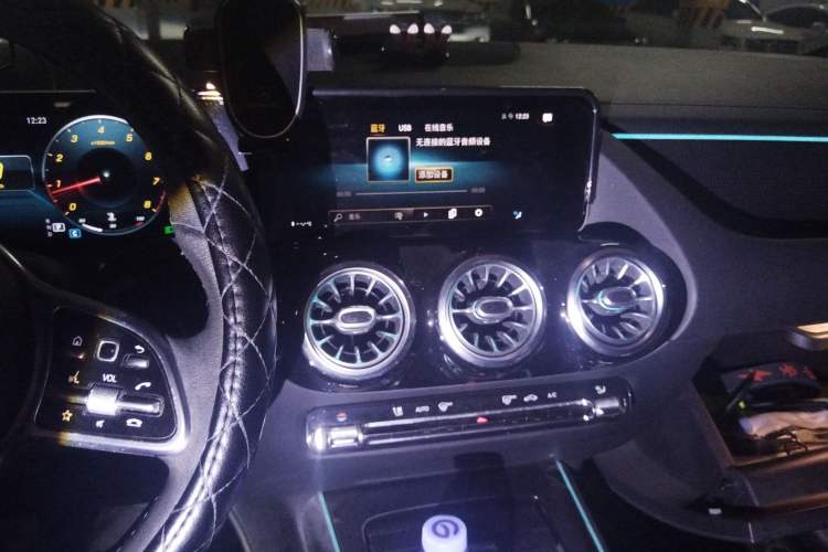 Used Mercedes-Benz GLA 2020 GLA 200 Audio And AC Panel