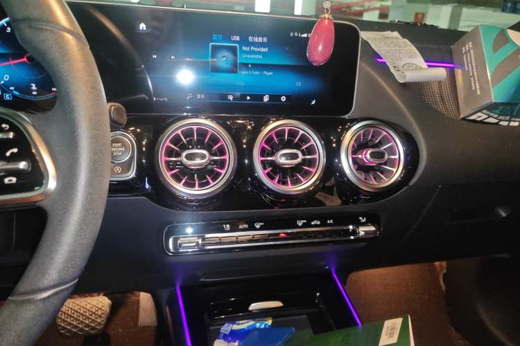 Used Mercedes-Benz GLA 2020 GLA 200 Audio And AC Panel