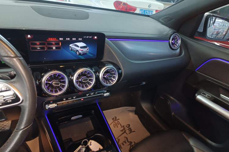 Used Mercedes-Benz GLA 2020 GLA 200 Audio And AC Panel