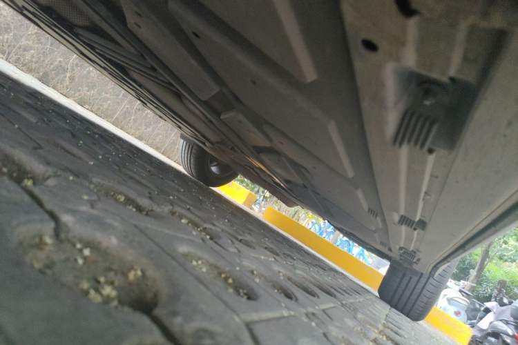 Used Mercedes-Benz GLA 2020 GLA 200 Chassis Front Left