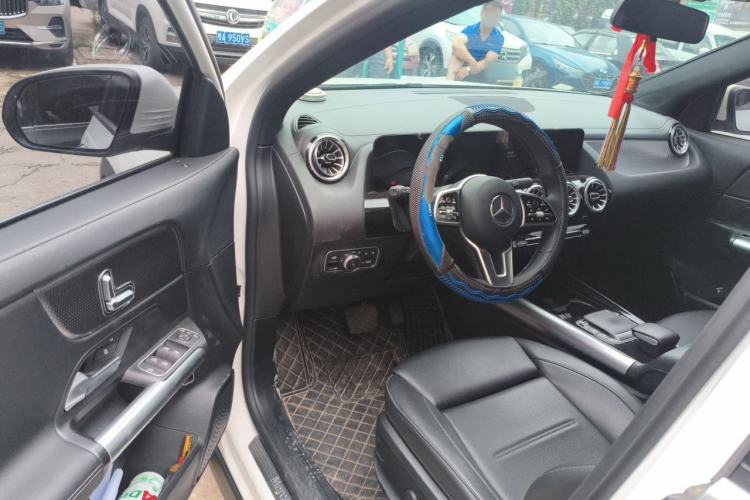 Used Mercedes-Benz GLA 2020 GLA 200 Driver Seat
