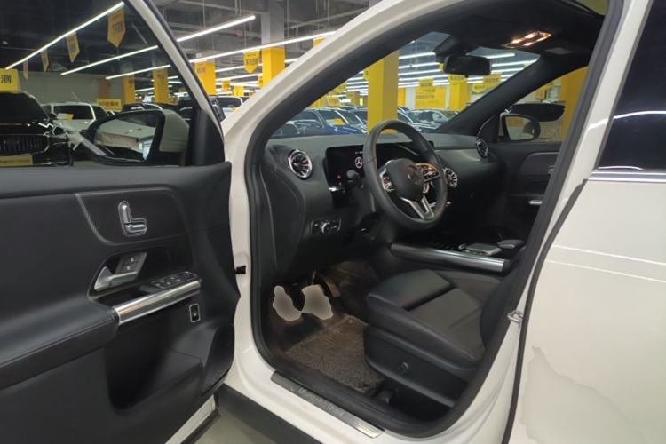 Used Mercedes-Benz GLA 2020 GLA 200 Driver Seat